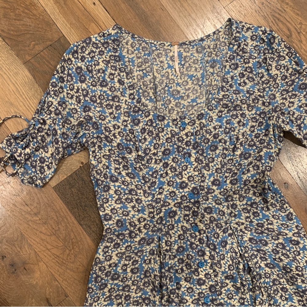 Free people Blue Floral Flare Dress Size Small - Picture 4 of 10